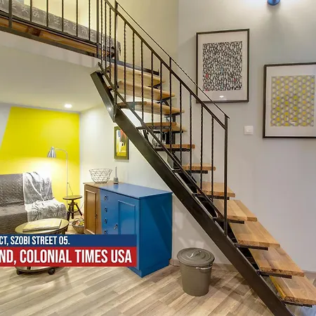 Little Americas Colonial Times Apartment