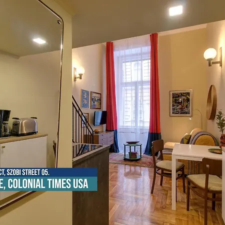 Little Americas Colonial Times Apartment